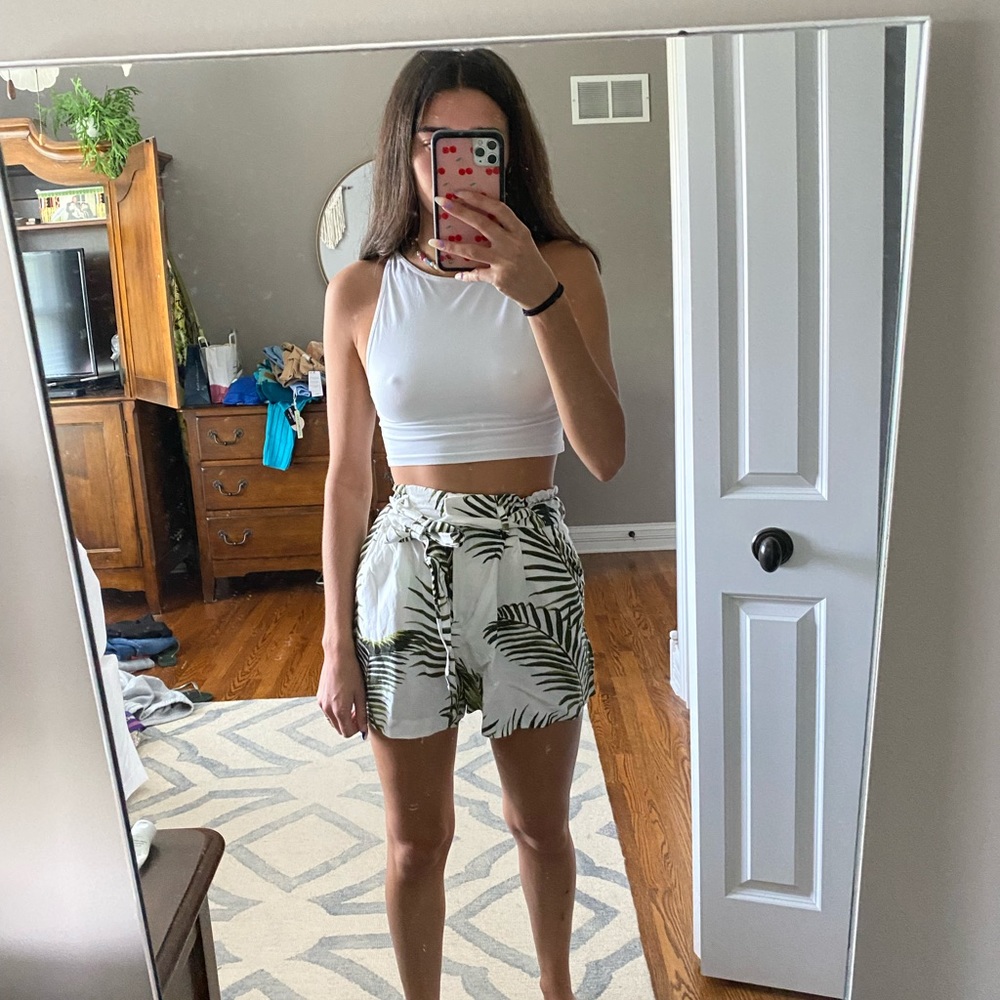 H&M tropical printer linen shorts